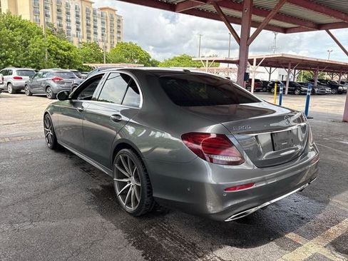 Used 2018 Mercedes-Benz E 300 image 2