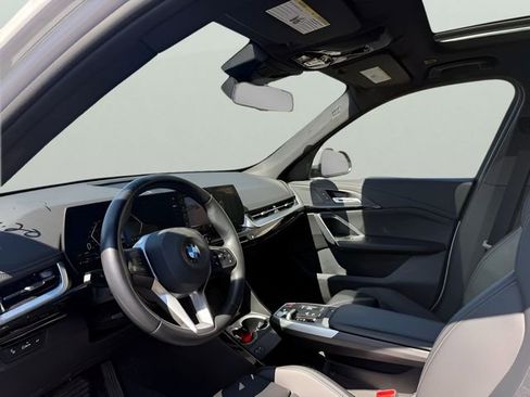 Used 2025 BMW X1 xDrive28i w/ Convenience Package image 14