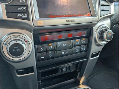 Used 2011 Toyota 4Runner Limited image 15