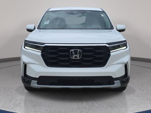 Used 2024 Honda Pilot EX-L image 3