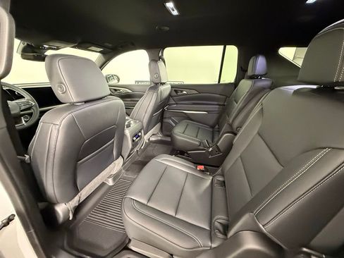 New 2026 Chevrolet Traverse LT w/ LPO, Floor Liner Package image 15