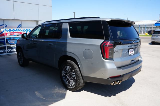 Used 2025 Chevrolet Suburban Z71 AWD/4WD image 40