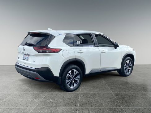 Used 2021 Nissan Rogue SV FWD image 5