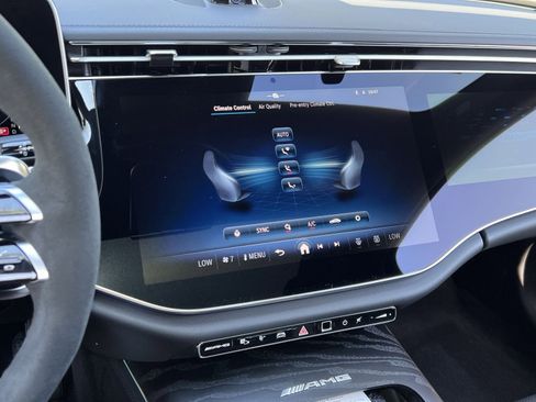 New 2026 Mercedes-Benz E 53 AMG e 4MATIC Sedan image 19