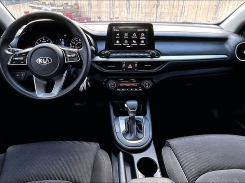 Used 2019 Kia Forte LXS FWD image 16