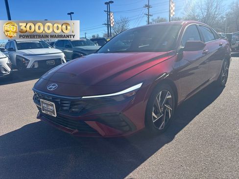 Certified 2024 Hyundai Elantra SEL w/ Convenience Package image 1