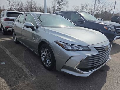 Used 2022 Toyota Avalon XLE w/ Moonroof Package