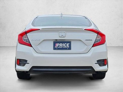 Used 2016 Honda Civic Touring image 6