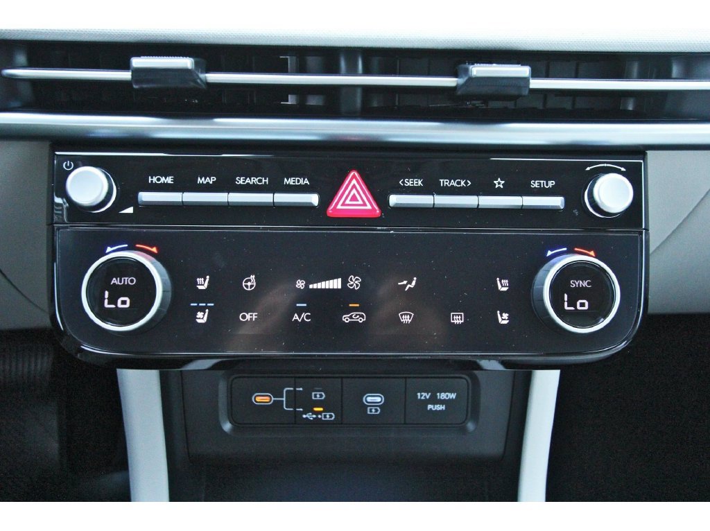 New 2026 Hyundai Tucson Limited FWD image 17