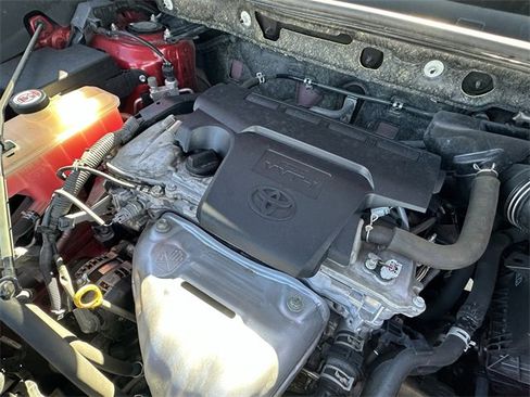 Used 2017 Toyota RAV4 XLE image 30