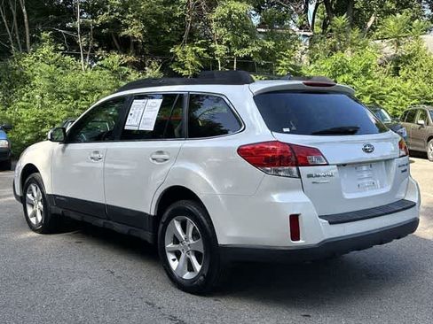 Used 2013 Subaru Outback 3.6R Limited w/ Moonroof Pkg AWD/4WD image 20