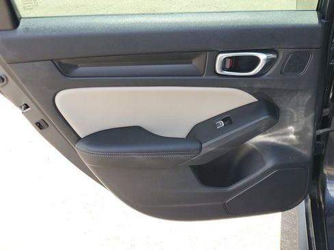 Used 2022 Honda Civic EX-L image 10