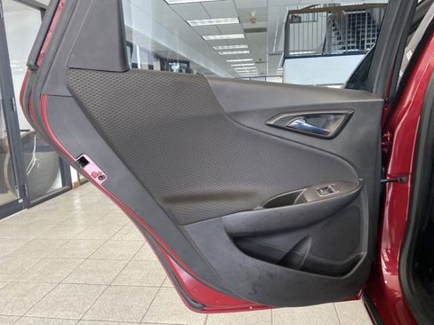 Used 2018 Chevrolet Malibu LT w/ Driver Confidence Package image 16