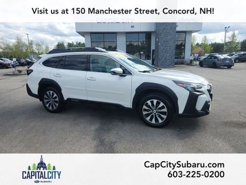 Used 2024 Subaru Outback Touring AWD/4WD image 3