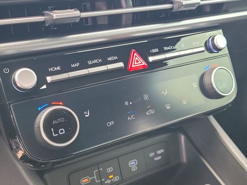 New 2026 Hyundai Santa Cruz SEL FWD image 22