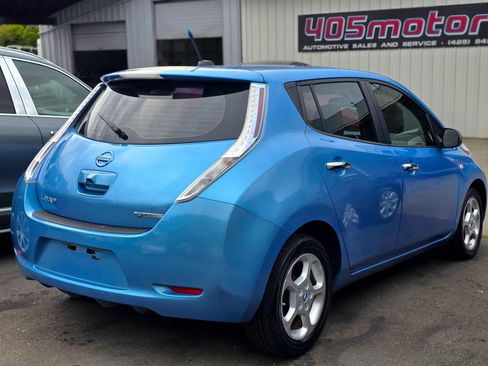 Used 2011 Nissan Leaf w/ Protection Pkg FWD image 4