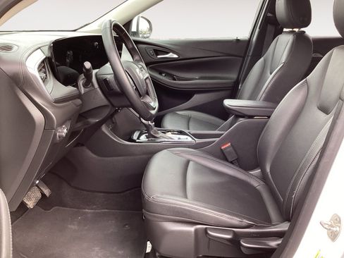 Used 2024 Buick Encore GX Sport Touring image 25