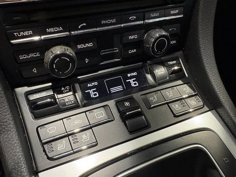 Used 2016 Porsche 911 Targa 4 AWD/4WD image 29
