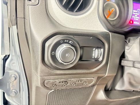 Used 2024 Jeep Wrangler Unlimited Sport AWD/4WD image 24