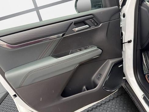 New 2026 GMC Acadia AT4 w/ Super Cruise Package image 42