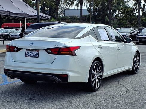 Used 2020 Nissan Altima 2.5 SR FWD image 5