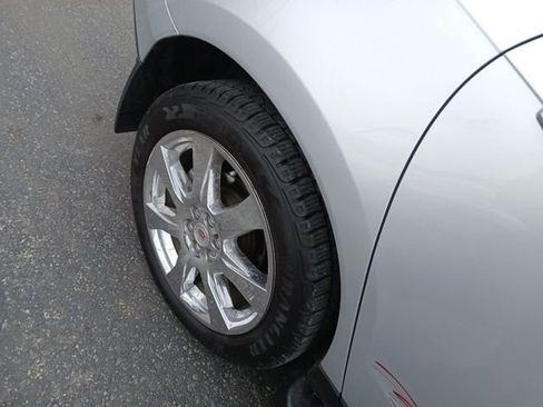 Used 2011 Cadillac SRX Performance image 12