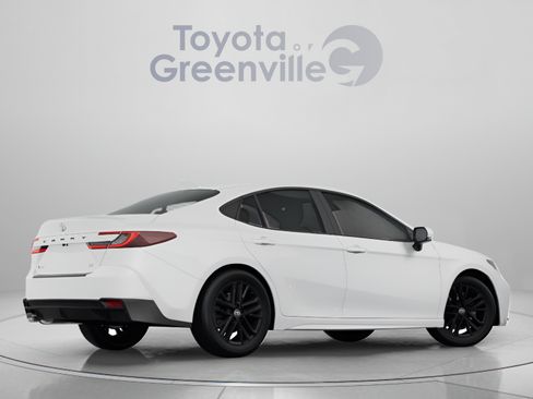 Used 2025 Toyota Camry LE FWD image 6