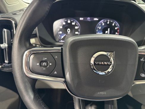 Used 2020 Volvo XC40 T4 Inscription image 69