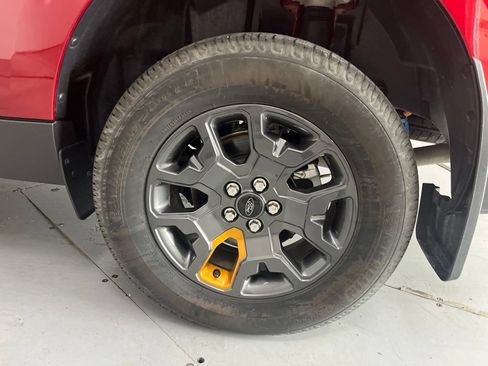 Used 2025 Ford Maverick Tremor AWD/4WD image 14