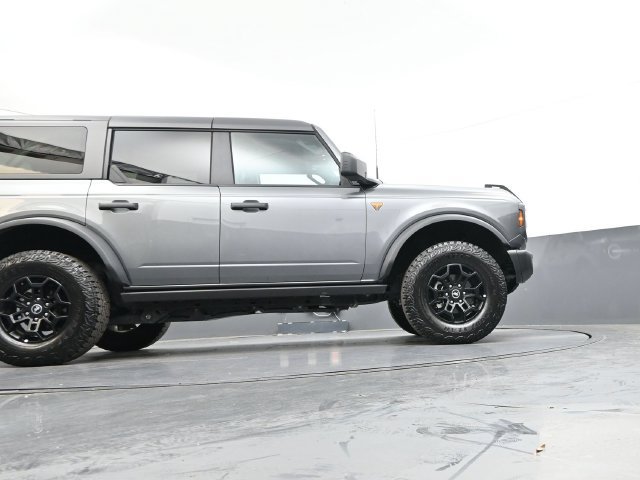 Used 2026 Ford Bronco Badlands AWD/4WD image 32