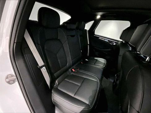 New 2026 Porsche Macan S image 29