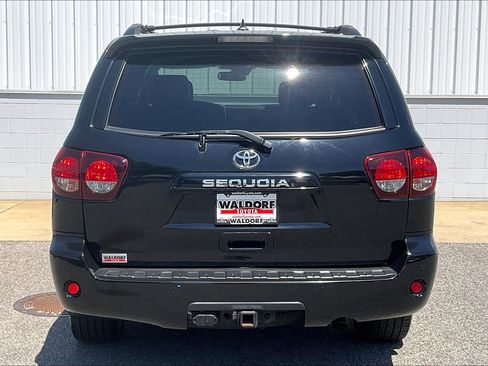 Used 2019 Toyota Sequoia TRD Sport w/ TRD Sport Premium Package AWD/4WD image 5
