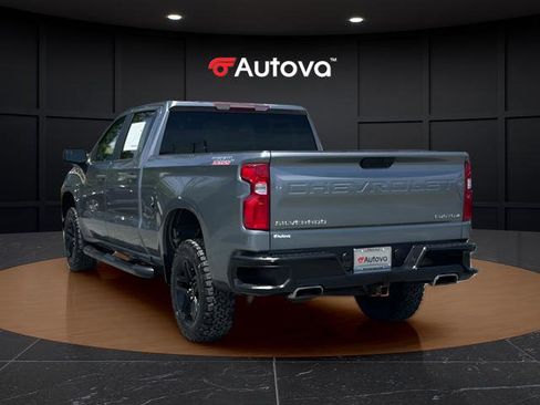 Used 2020 Chevrolet Silverado 1500 Custom Trail Boss w/ Custom Convenience Package AWD/4WD image 3