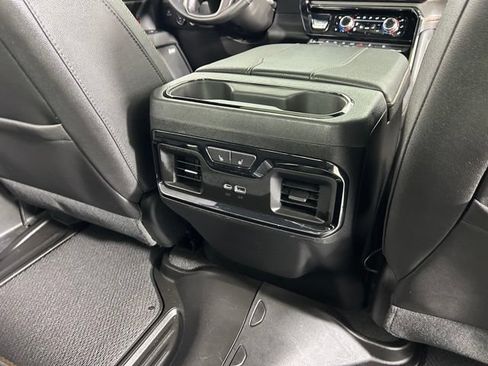 Used 2023 GMC Sierra 1500 AT4 w/ AT4 Preferred Package AWD/4WD image 16