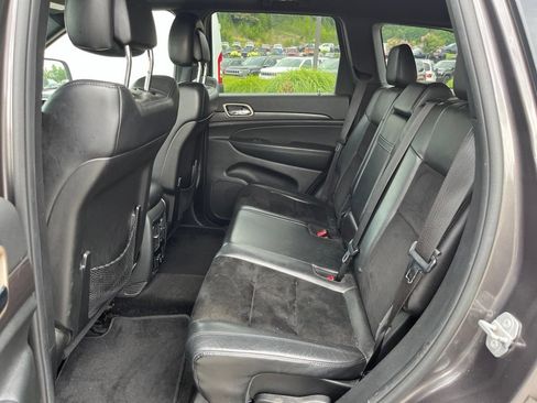 Used 2015 Jeep Grand Cherokee Altitude AWD/4WD image 7