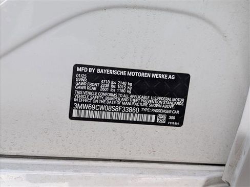 Used 2025 BMW 330i Sedan w/ Premium Package RWD image 25