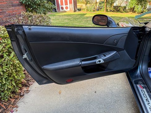 Used 2013 Chevrolet Corvette Convertible image 50