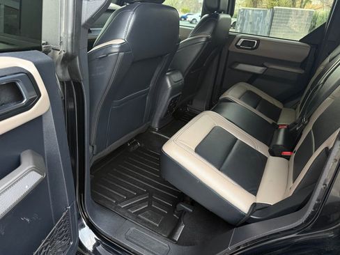 Used 2022 Ford Bronco Wildtrak image 30