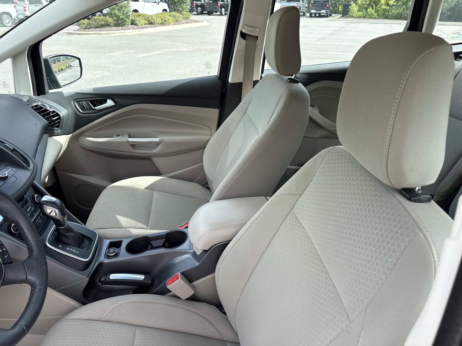 Used 2018 Ford C-MAX SE w/ Equipment Group 201A FWD image 20