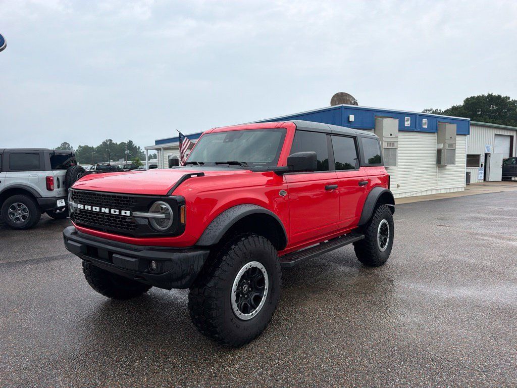 Used 2022 Ford Bronco Wildtrak AWD/4WD image 1