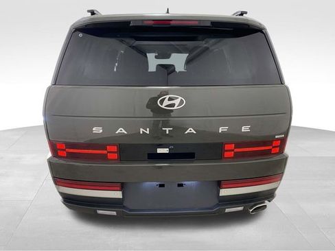 Used 2024 Hyundai Santa Fe Limited image 3