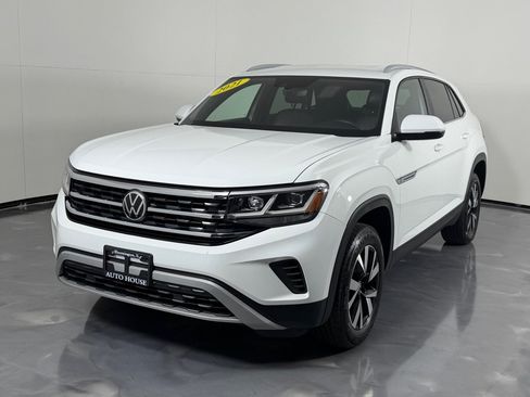Used 2021 Volkswagen Atlas Cross Sport SE w/ Luggage Net & Mats Package FWD image 10