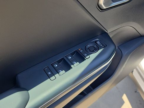 New 2026 Kia K4 FWD image 18