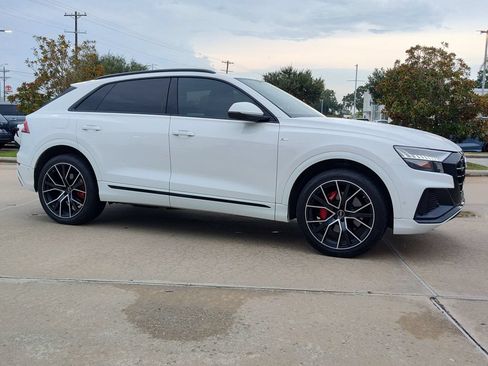 Used 2023 Audi Q8 Premium Plus AWD/4WD image 14