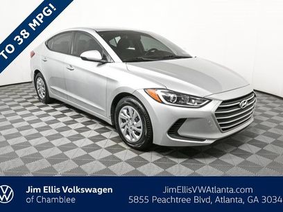 Used 2017 Hyundai Elantra SE w/ Cargo Package