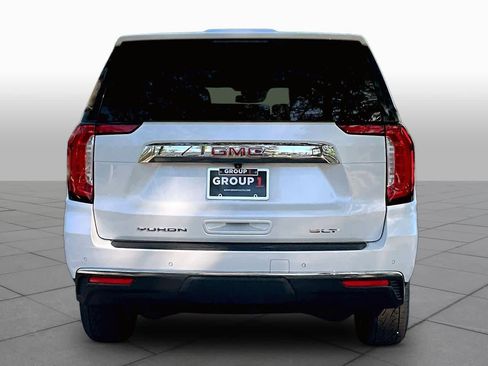Used 2021 GMC Yukon SLT w/ SLT Premium Package image 5