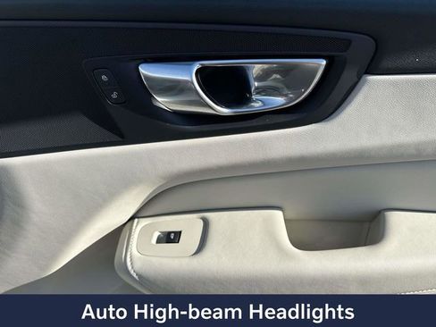 Used 2023 Volvo XC60 B5 Plus w/ Climate Package image 21