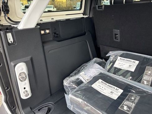 New 2026 Ford Bronco Badlands image 40