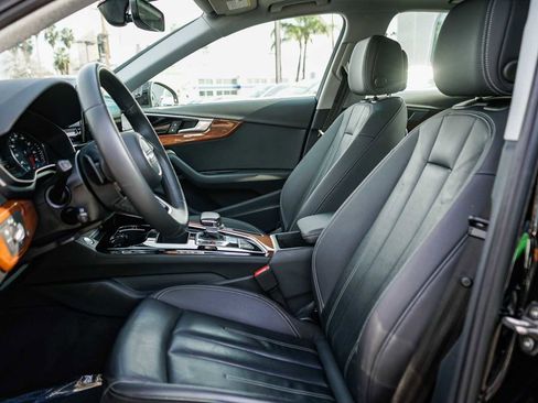 Used 2023 Audi A4 2.0T Premium w/ Convenience Package image 17