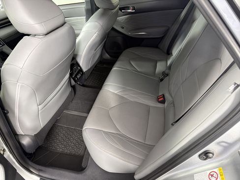 Used 2019 Toyota Avalon Limited w/ Advanced Safety Package FWD image 23